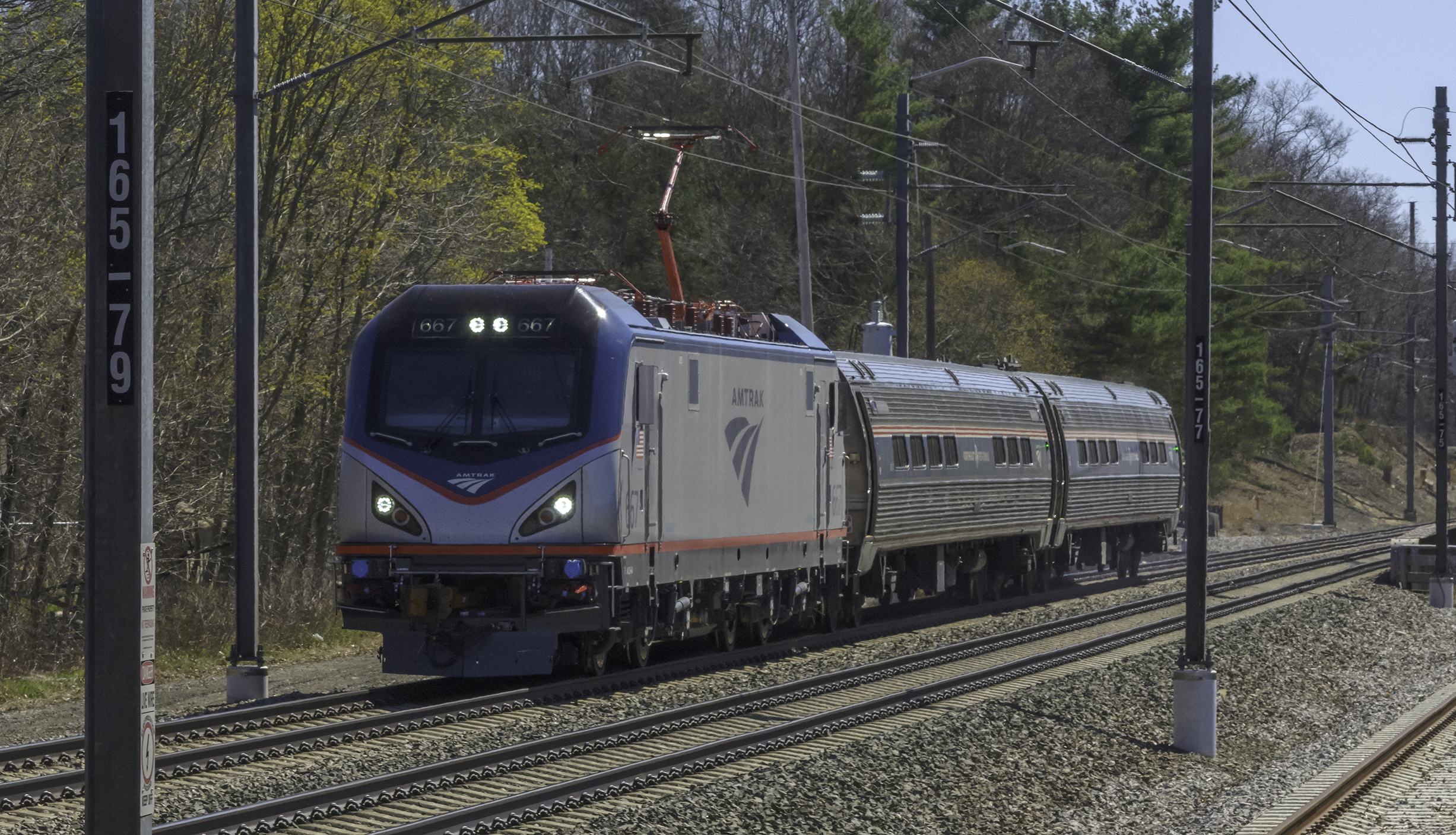 amtrak extra baggage