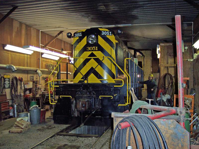 CACV 3051 In The Shop: The NERAIL New England Railroad Photo Archive