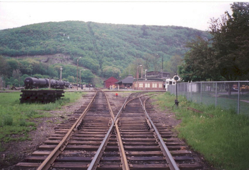 bellow-falls-vt-the-nerail-new-england-railroad-photo-archive