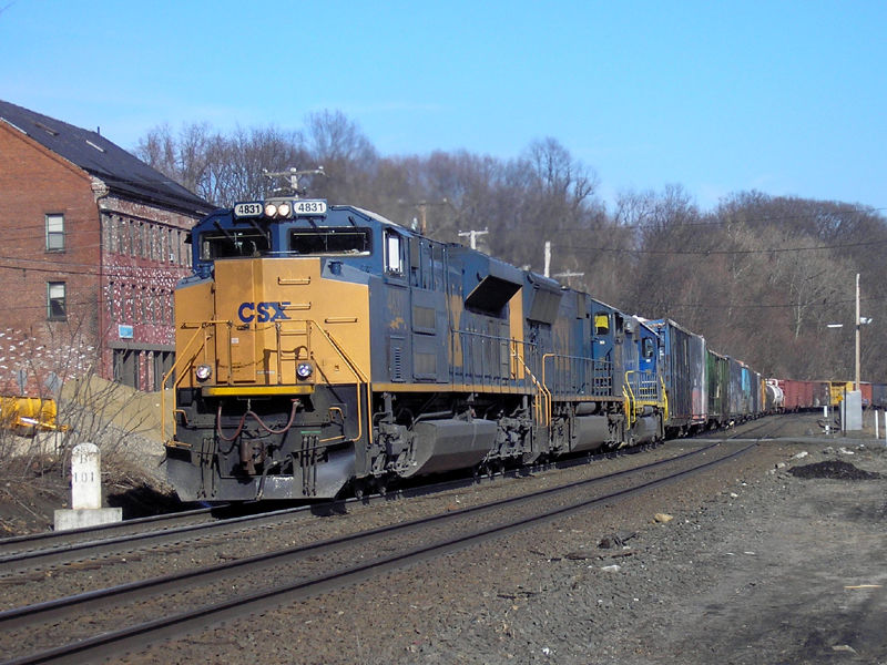 Csx Sd70ace Leads Through West Springfield, Ma.: The Nerail New England 