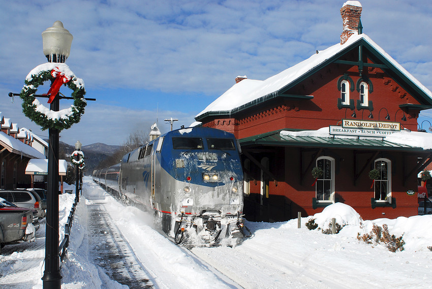 Amtrak Vermonter Arrives in Randolph, VT The NERAIL New England