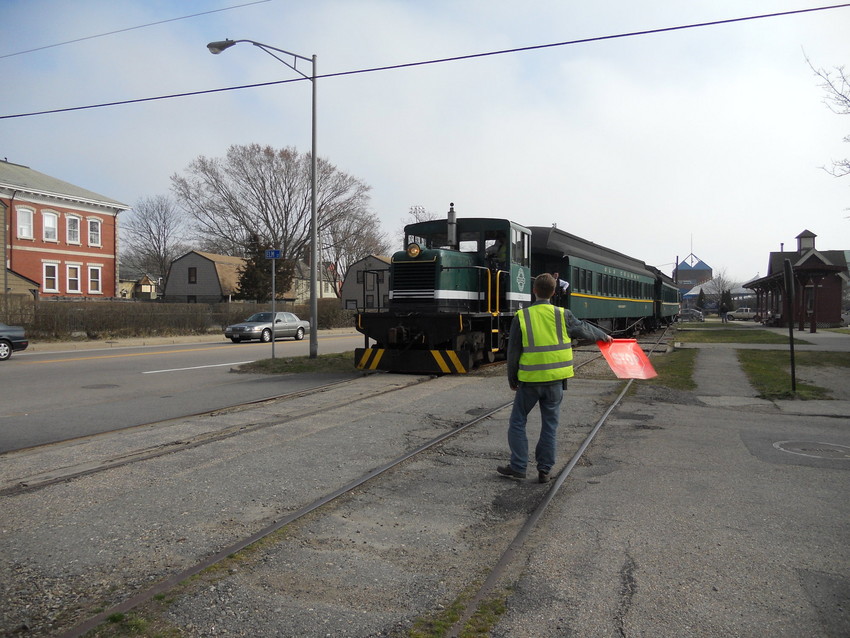 Flagging the Crossing The NERAIL New England Railroad Photo Archive