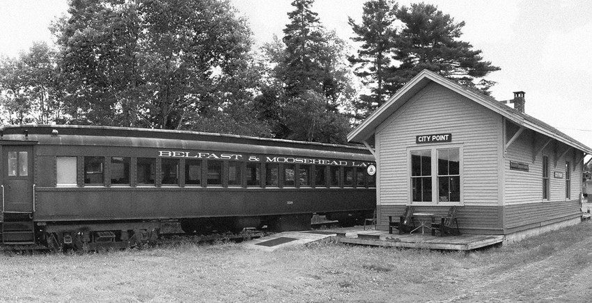 bml-3248-a-1926-former-dl-wrr-chair-car-at-city-point-station-belfast-me-the-nerail-new