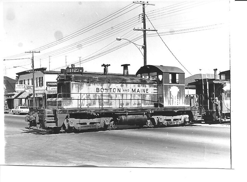 Derry, NH The NERAIL New England Railroad Photo Archive