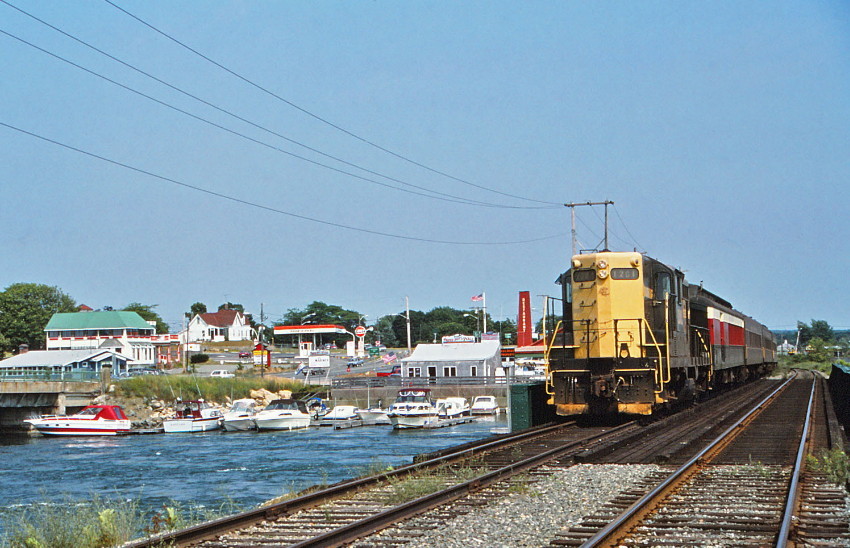 Cape Cod & Hyannis Buzzards Bay, Ma. The NERAIL New England Railroad