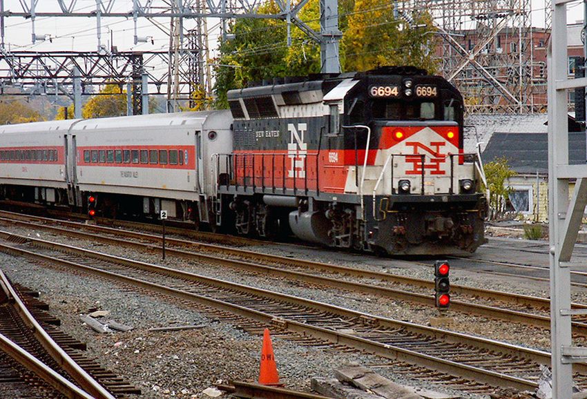 CDOT GP40-2H #6694: The NERAIL New England Railroad Photo