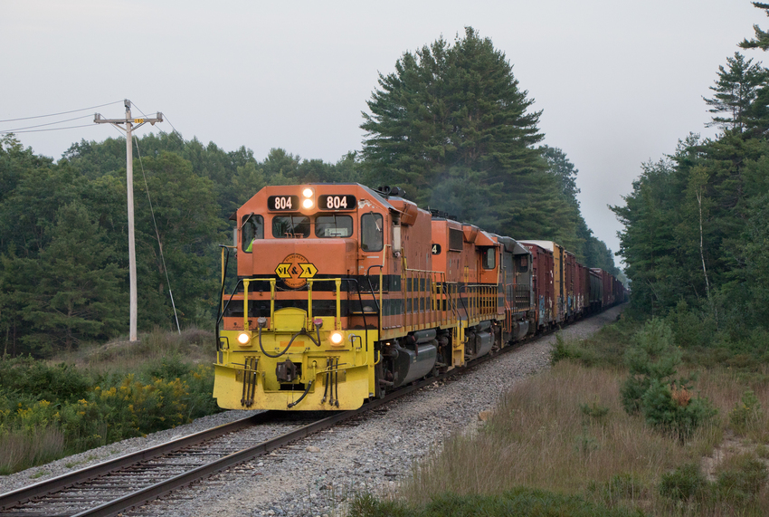 SLR 804 Leads 393 into Mechanic Falls The NERAIL New England Railroad