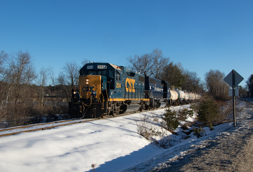 CSXT 2514 Leads L068 At Rt 201 In Hinckley The NERAIL New England