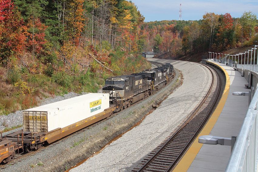 West Fitchburg, MA: The NERAIL New England Railroad Photo Archive