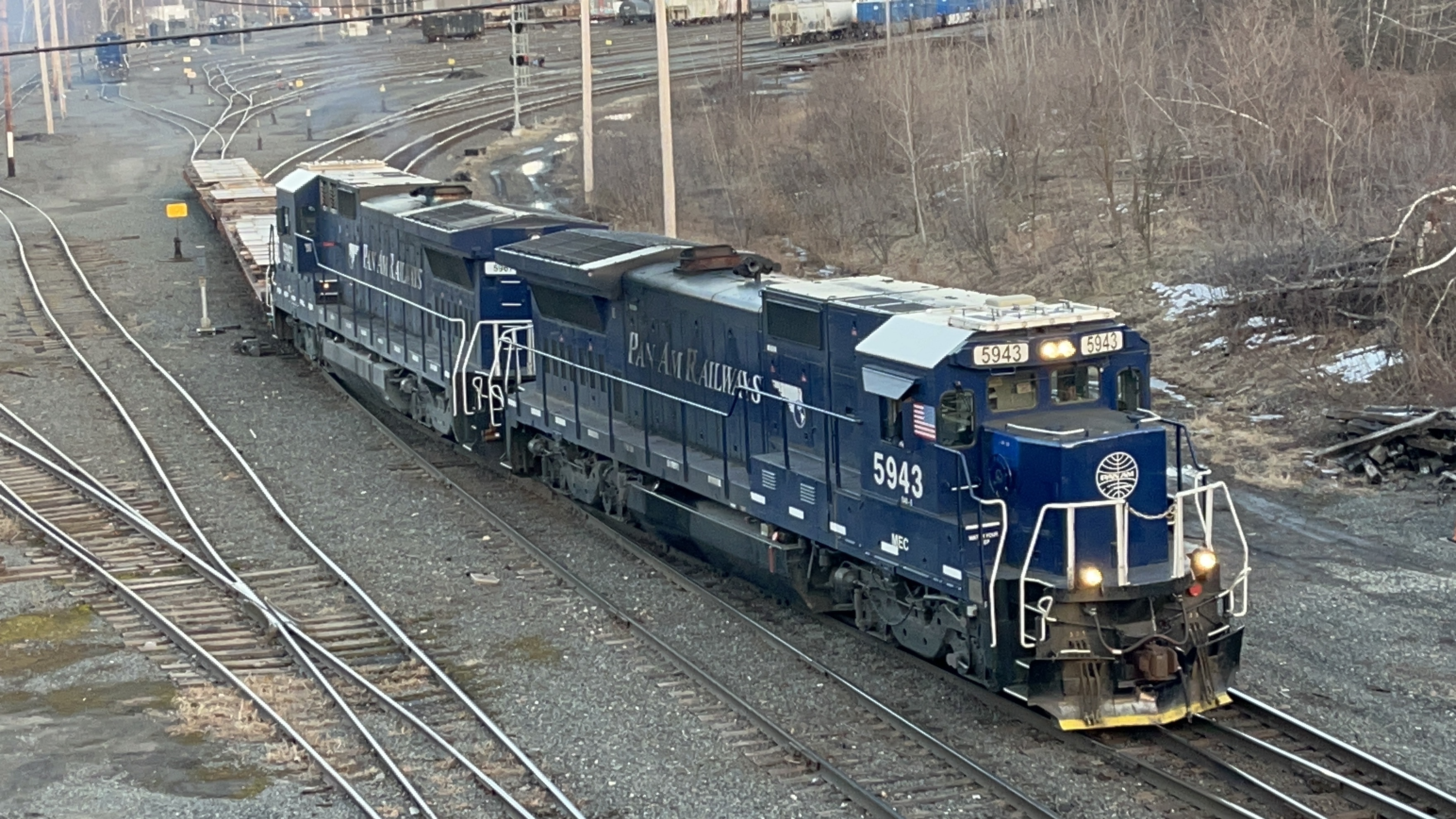 Capacity Load on the Drawbar: The NERAIL New England Railroad Photo Archive