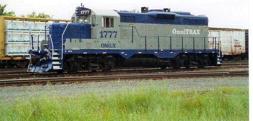 OMLX 1777 on its way to Bay Colony: The NERAIL New England Railroad ...