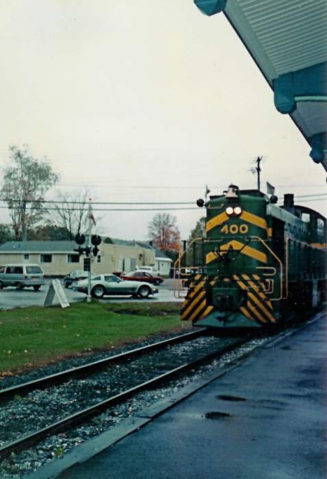 Green Mountain Railroad excursion train at Chester, VT: The NERAIL New ...