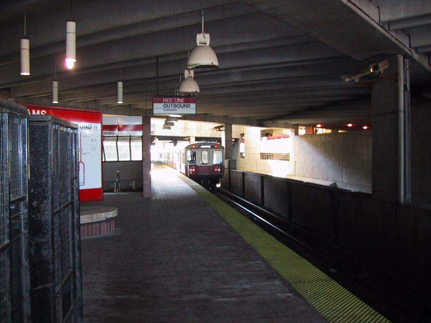 MBTA Red Line: The NERAIL New England Railroad Photo Archive