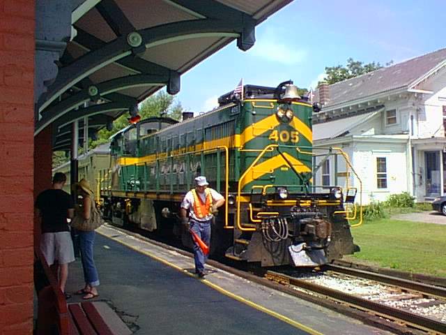 Green Mountain Flyer ready to depart Chester 07/30/04: The NERAIL New ...