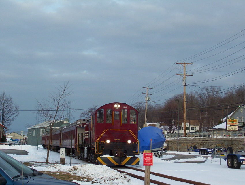 Laconia NH Santa Fund Train Lakeport Sq: The NERAIL New England ...