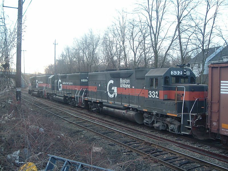 RUED at Lawrence yard: The NERAIL New England Railroad Photo Archive