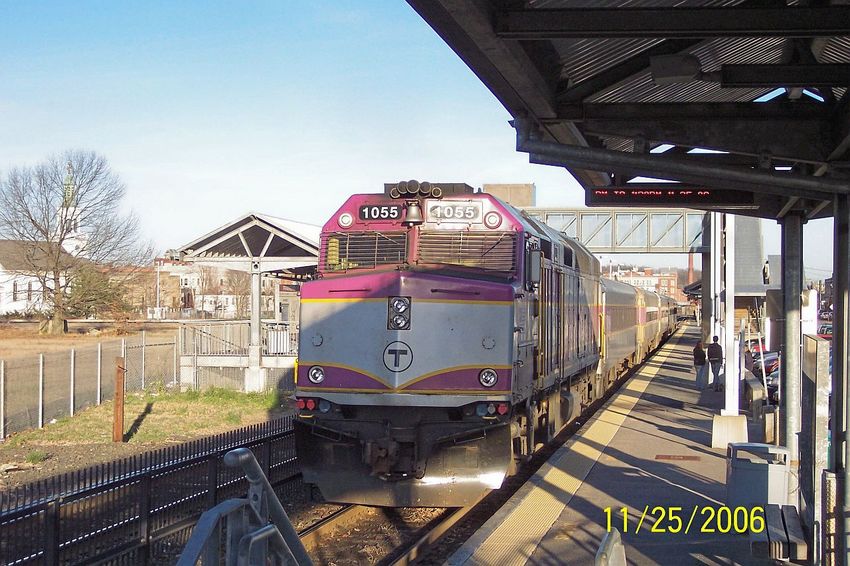 MBTA F40PHM-2C 1055 pushing its east-bound train.: The NERAIL New ...