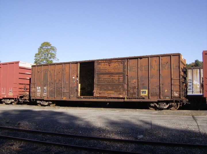 Maine Central boxcar: The NERAIL New England Railroad Photo Archive