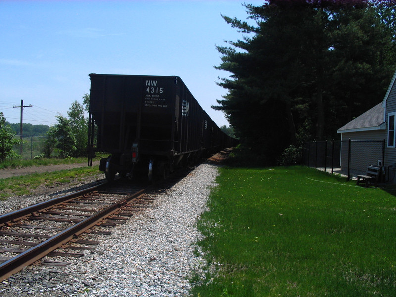 Southbound Bow Coal: The NERAIL New England Railroad Photo Archive