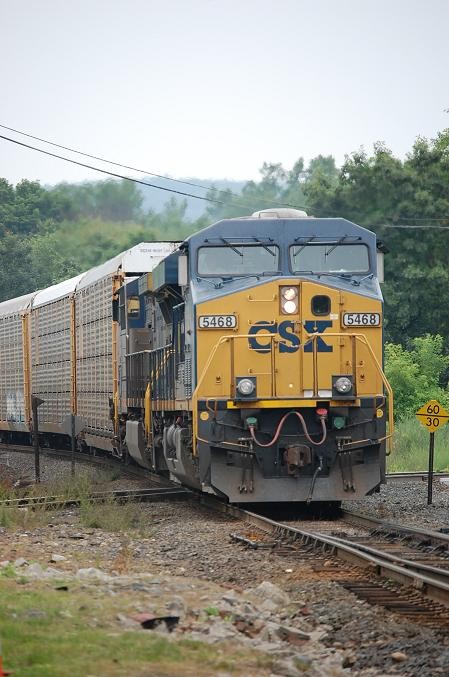 CSX 5468 eastbound: The NERAIL New England Railroad Photo Archive