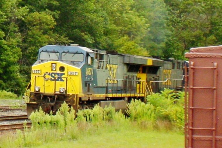 CSX pusher: The NERAIL New England Railroad Photo Archive