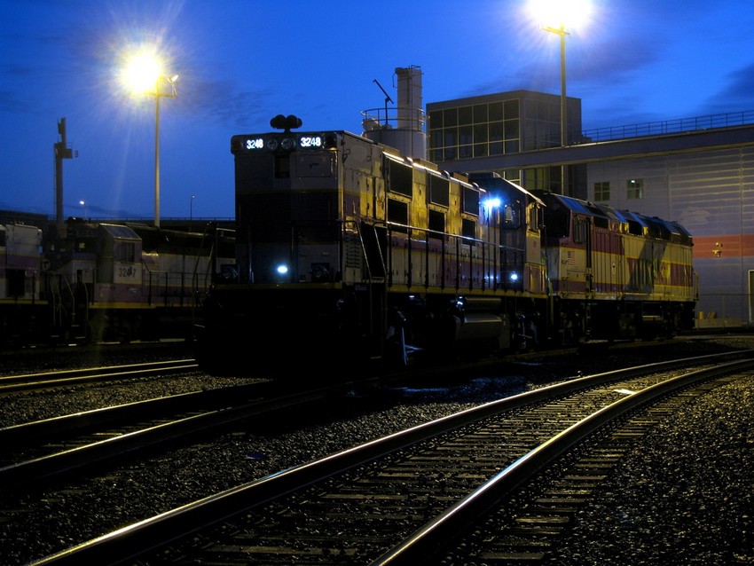 N Raila R NERAIL Railroad Photos