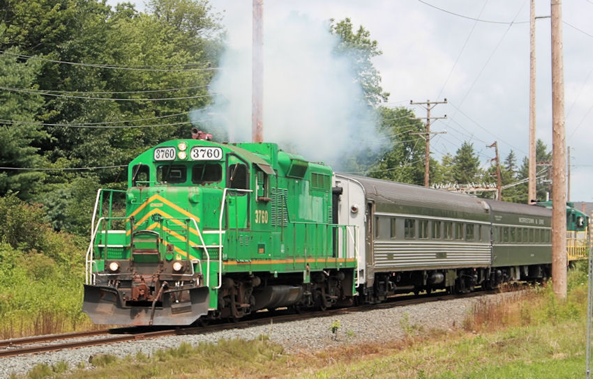 Central New England Railroad's GP9 #3760 smokes it up for a photo runby ...