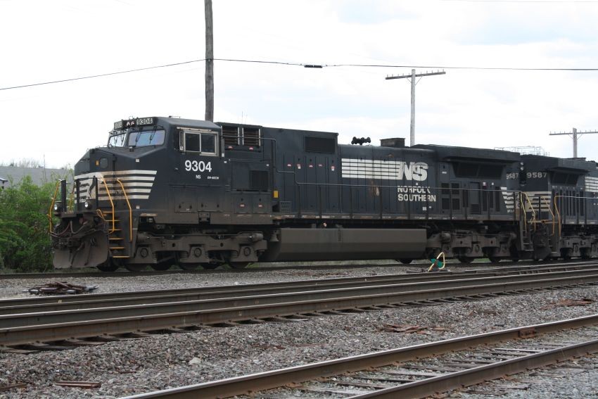 NS 9304: The NERAIL New England Railroad Photo Archive