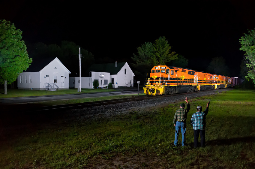 SLR 393 at Gilead, Maine: The NERAIL New England Railroad Photo Archive