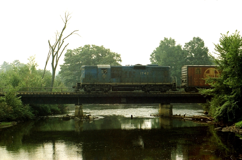 Tilton, NH: The NERAIL New England Railroad Photo Archive