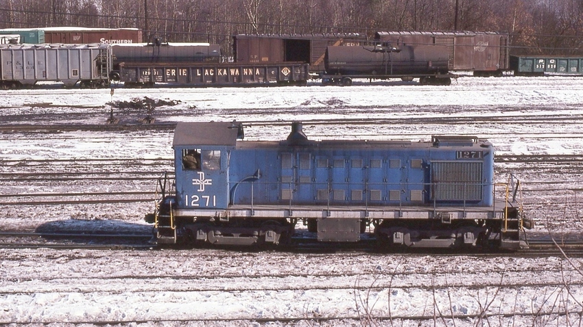 East Deerfield Yard.: The NERAIL New England Railroad Photo Archive