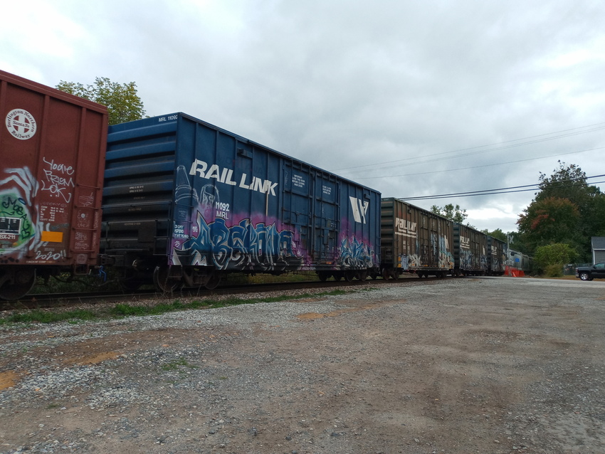 MRL boxcars: The NERAIL New England Railroad Photo Archive